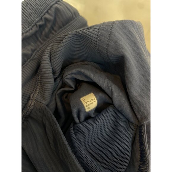 Lululemon Dance Studio High-Rise Short 3.5" Oasis Blue Women's Size 0 - Picture 7 of 7